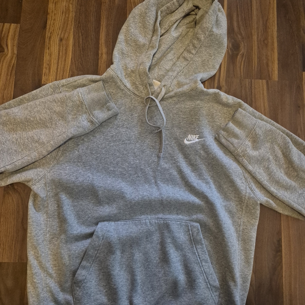 Nike Heather Gray Pullover Hoodie with White Logo